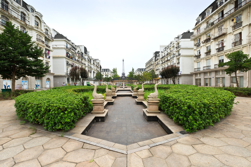 Hangzhou, China. zhao jiankang / Shutterstock.com