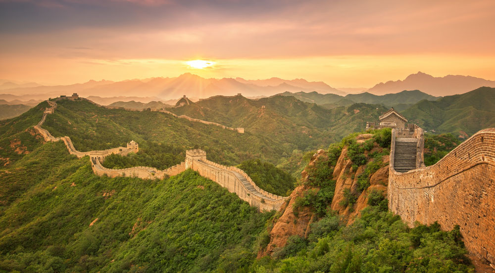 Sunrise at the Great Wall, Northwest Beijing, China.