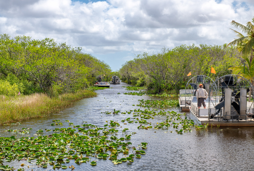 Coopertown The Original Airboat Tour, Miami