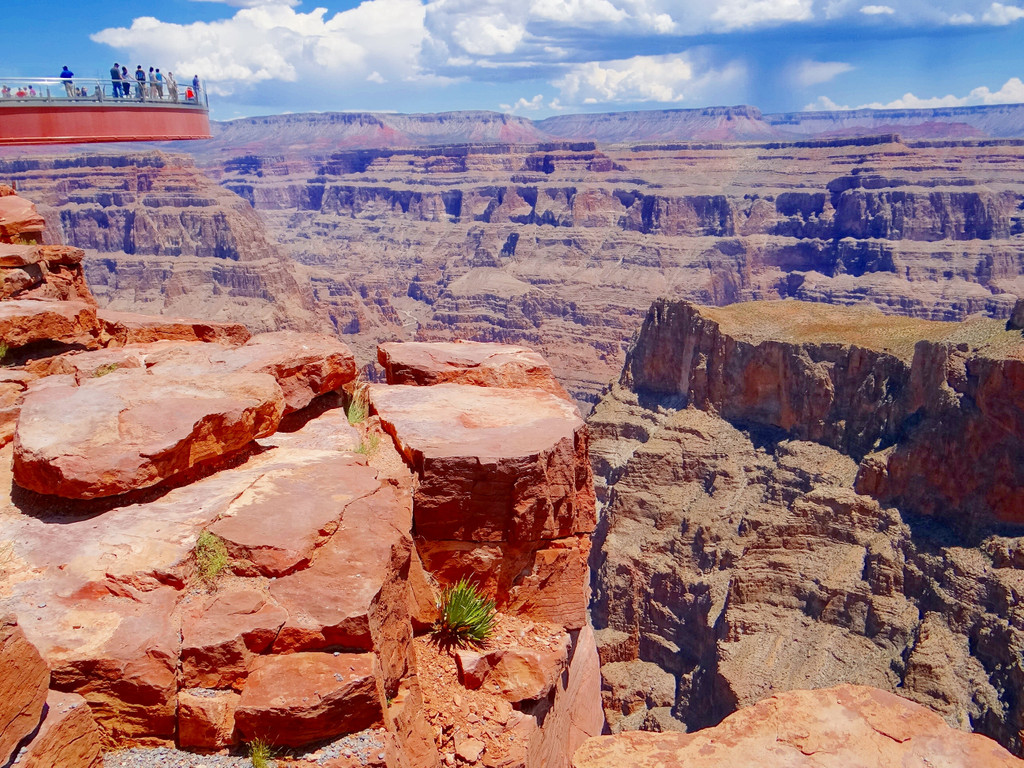 Grand Canyon Skywalk, Peach Springs